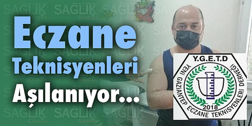 Eczane Teknisyenleri Aşılanıyor...